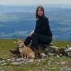 Sophie: Experienced dog owner offering reliable care