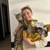 Viviane: Cork Pet Sitter