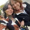 Paulina: Hi! We’re Paulina & Karina
