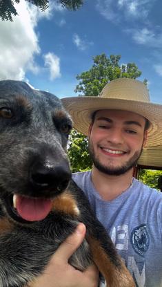 Sunny days and happy smiles with our sweet Ravena!